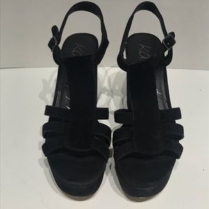 Kate & Mel Black Suede Platform Heels Womens Sz 9